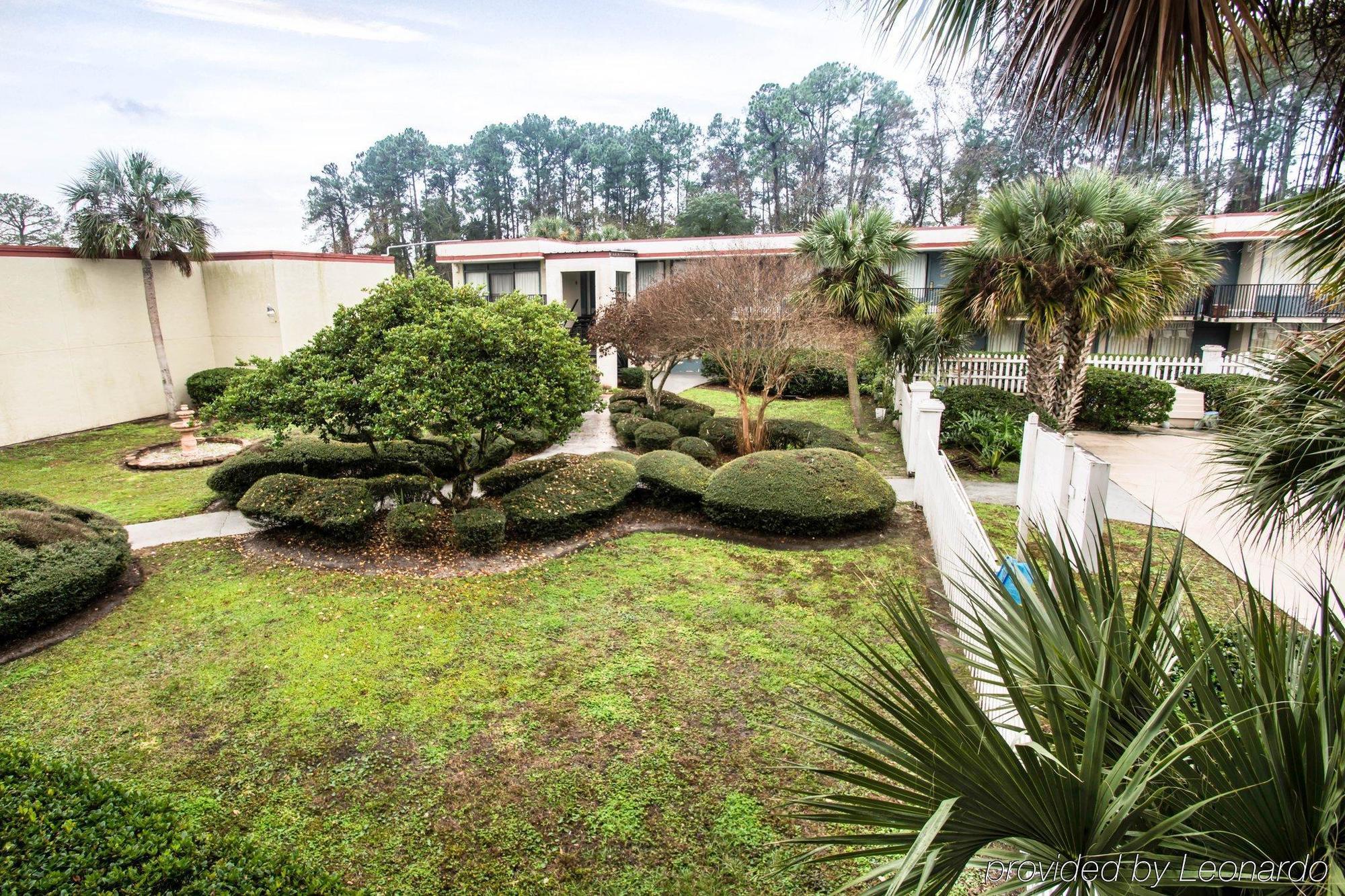 Rodeway Inn & Conference Center Orange Park Exterior foto
